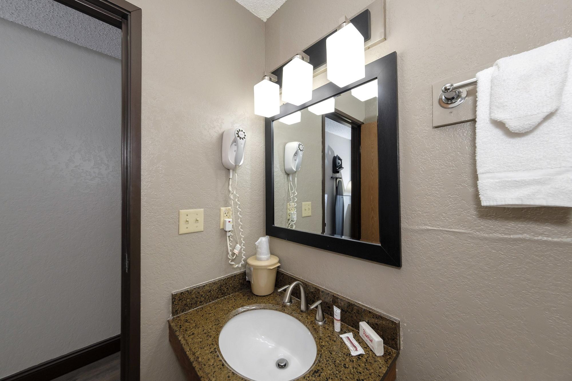 Red Roof Inn Culpeper Bagian luar foto