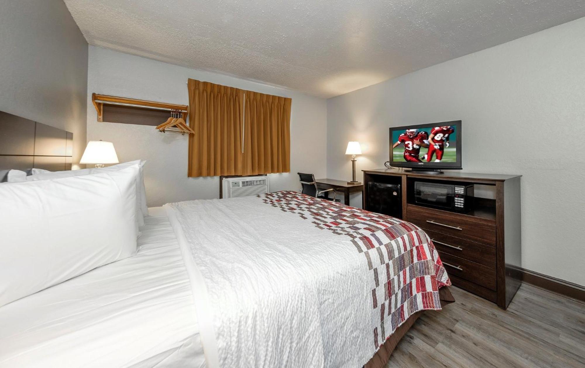 Red Roof Inn Culpeper Bagian luar foto
